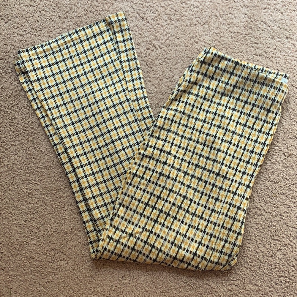 URBAN OUTFITTERS Kick Flare Plaid Pants